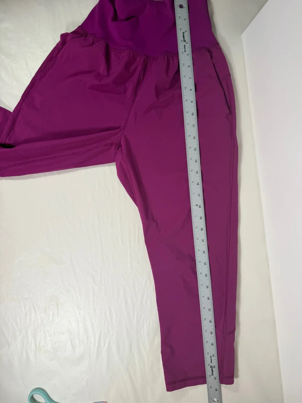 Lululemon Tranquil Crop Regal Plum Pink Pants Fuchsia